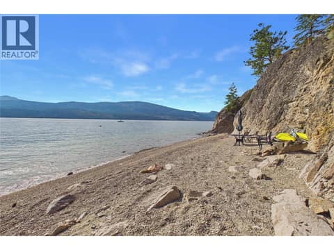 Photo 6 of 17538 Coral Beach Road, Lake Country North West