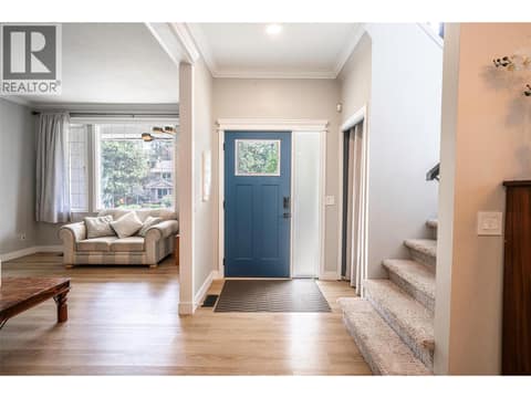 Main Level Entrance at 670 Cassiar Road, Dilworth Mountain, Kelowna
