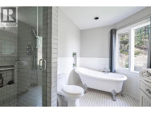Second Level- Master Ensuite Bath and shower at 670 Cassiar Road, Dilworth Mountain, Kelowna