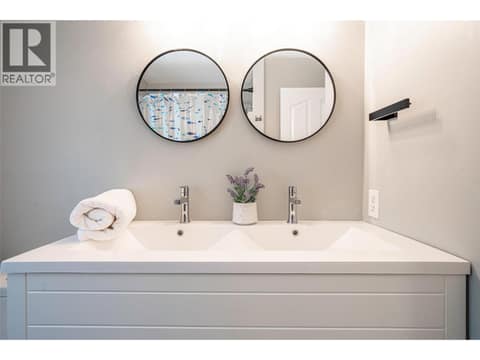 Second Level- Master Ensuite Double sink at 670 Cassiar Road, Dilworth Mountain, Kelowna
