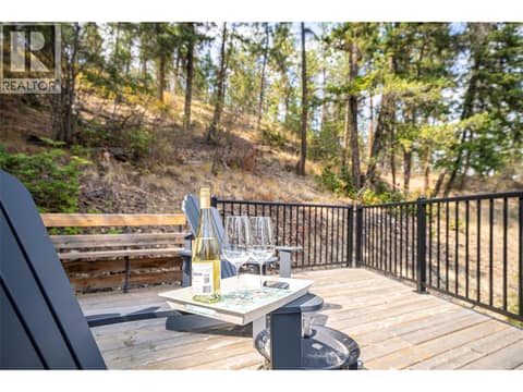 Upper Deck at 670 Cassiar Road, Dilworth Mountain, Kelowna