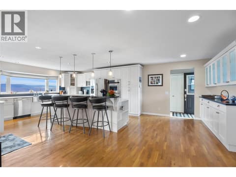 Photo 10 of 1908 Glencoe Place, Sahali, Kamloops