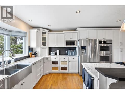 Photo 12 of 1908 Glencoe Place, Sahali, Kamloops