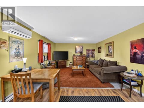 Unit 355 - Lower Level at 355 & 357 Gwyer Street, Uplands/Redlands, Penticton
