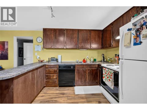 Unit 355 - Lower Level at 355 & 357 Gwyer Street, Uplands/Redlands, Penticton