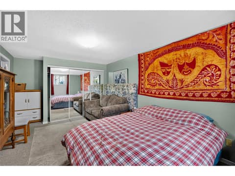 Unit 355 - Lower Level at 355 & 357 Gwyer Street, Uplands/Redlands, Penticton