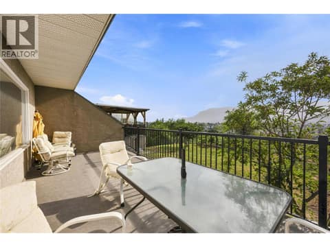 Unit 355 - Upper Level at 355 & 357 Gwyer Street, Uplands/Redlands, Penticton