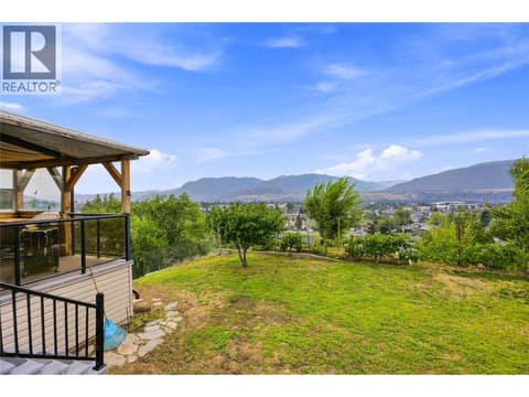 Unit 355 - Upper Level at 355 & 357 Gwyer Street, Uplands/Redlands, Penticton