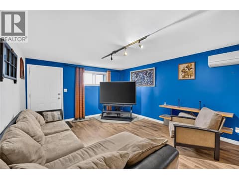 Unit 357 - Lower Level at 355 & 357 Gwyer Street, Uplands/Redlands, Penticton