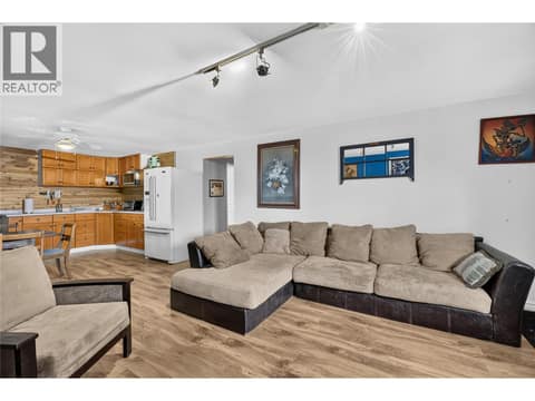 Unit 357 - Lower Level at 355 & 357 Gwyer Street, Uplands/Redlands, Penticton