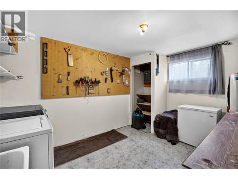 Unit 357 - Lower Level at 355 & 357 Gwyer Street, Uplands/Redlands, Penticton