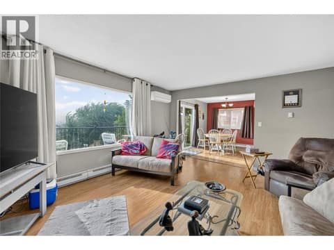 Unit 357 - Upper Level at 355 & 357 Gwyer Street, Uplands/Redlands, Penticton