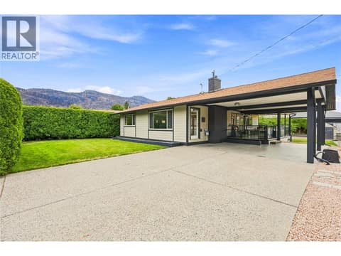 Photo 3 of 11304 Dunsdon Crescent, Main Town, Summerland