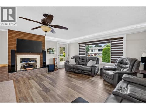 Photo 6 of 11304 Dunsdon Crescent, Main Town, Summerland