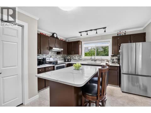 Photo 7 of 11304 Dunsdon Crescent, Main Town, Summerland