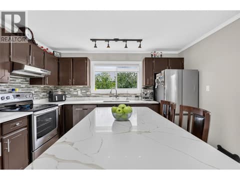 Photo 9 of 11304 Dunsdon Crescent, Main Town, Summerland