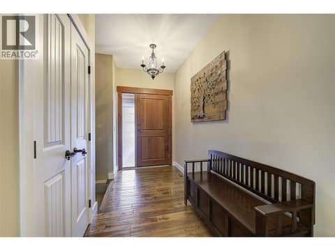 Main Entry at 12633 Driftwood Court, Lake Country North West
