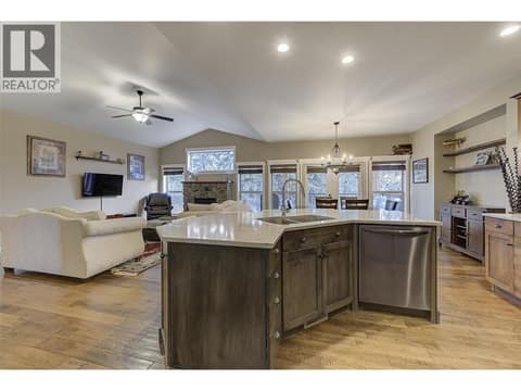 Main Kitchen Island at 12633 Driftwood Court, Lake Country North West