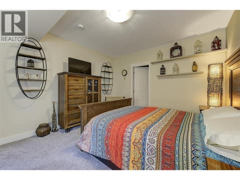 Suite Bedroom at 12633 Driftwood Court, Lake Country North West