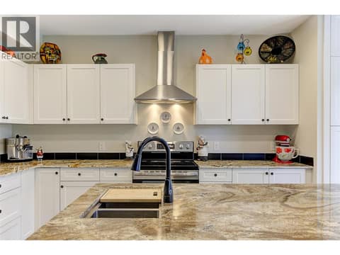 Suite Kitchen at 12633 Driftwood Court, Lake Country North West