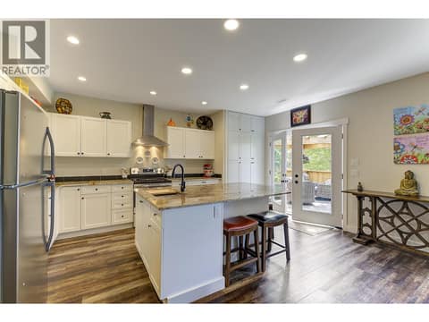 Suite Kitchen at 12633 Driftwood Court, Lake Country North West