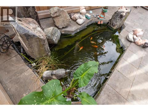 Suite Pond at 12633 Driftwood Court, Lake Country North West