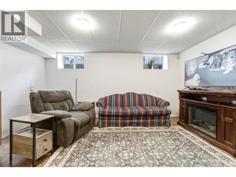 Photo 29 of 2419 Bradley Drive, Armstrong/ Spall.