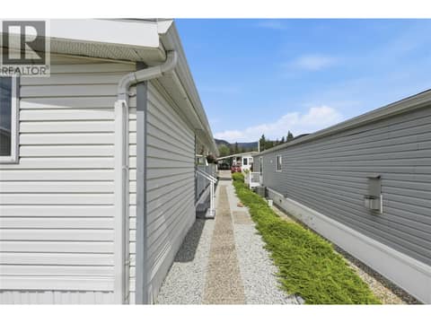 East Side at 1850 Shannon Lake Road Unit# 73, Shannon Lake, West Kelowna