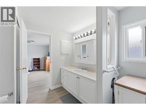 Large Ensuite at 1850 Shannon Lake Road Unit# 73, Shannon Lake, West Kelowna