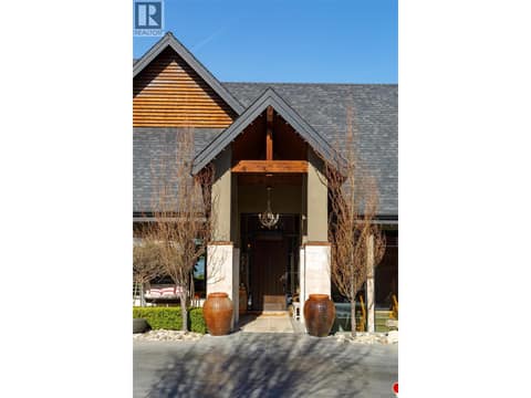 Photo 10 of 3990 Fairwinds Court, South East Kelowna