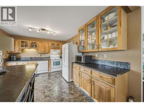 Photo 17 of 1125 Halston Avenue, North Kamloops
