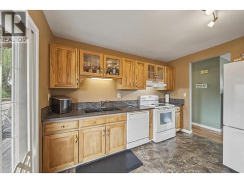 Photo 19 of 1125 Halston Avenue, North Kamloops