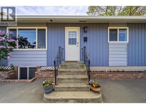 Photo 3 of 1125 Halston Avenue, North Kamloops