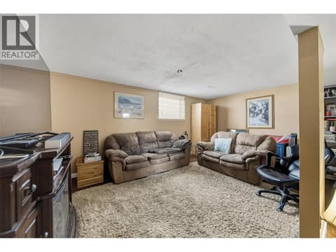 Photo 35 of 1125 Halston Avenue, North Kamloops