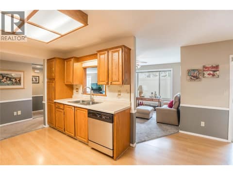 Photo 16 of 320 Brandon Avenue Unit# 105, Main South, Penticton