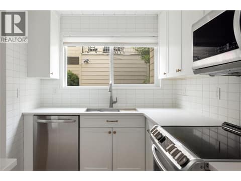 Photo 8 of 5300 25 Avenue Unit# 20, Okanagan Landing, Vernon