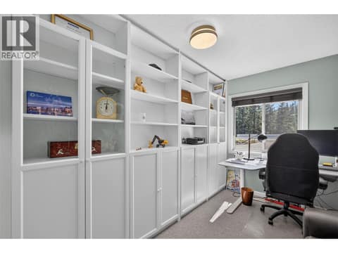 Office at 1863 Horizon Drive, West Kelowna Estates