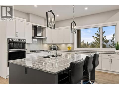 Photo 10 of 2505 Tallus Heights Drive, Shannon Lake, West Kelowna