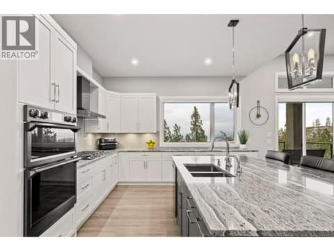 Photo 12 of 2505 Tallus Heights Drive, Shannon Lake, West Kelowna