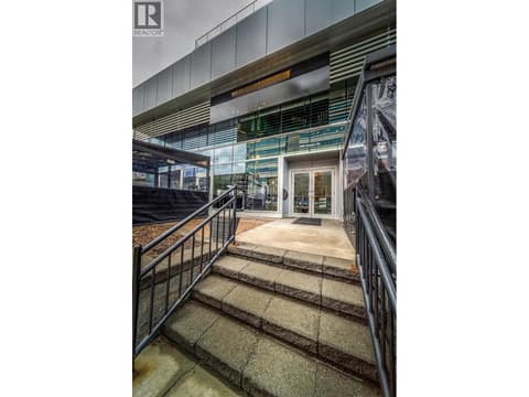 Photo 4 of 1886 Dayton Street, Springfield/Spall, Kelowna