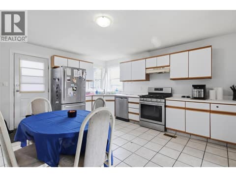 Photo 2 of 1636 TRANQUILLE Road, Brocklehurst, Kamloops