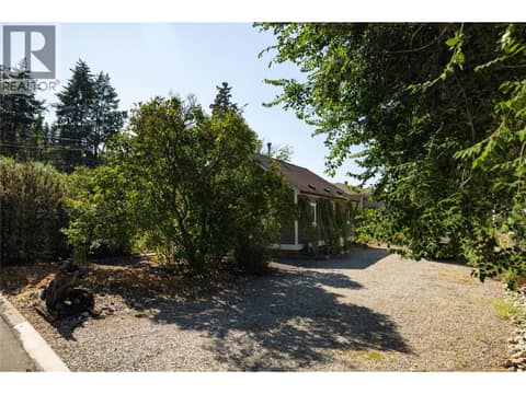 Photo 1 of 4200 14 Avenue Lot# 44, South Vernon