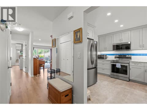 Photo 4 of 3850 Argyle Avenue Unit# 17, Okanagan Landing, Vernon