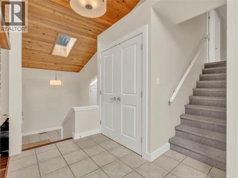 Photo 24 of 157 ADAMS Crescent, Columbia/Duncan, Penticton