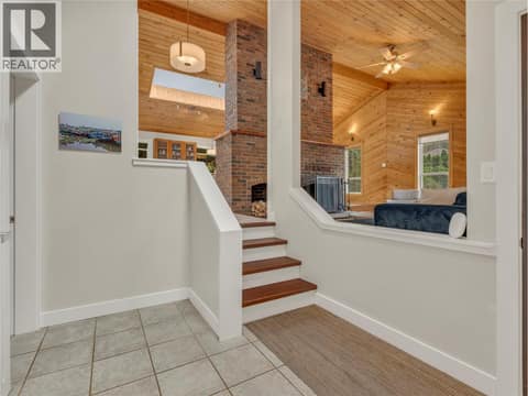 Photo 3 of 157 ADAMS Crescent, Columbia/Duncan, Penticton