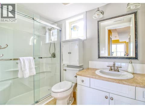 Main floor bath at 6871 Santiago Loop Unit# 115, Fintry, Kelowna
