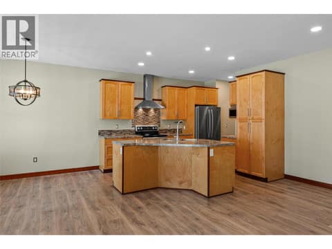 Photo 11 of 750 Firwood Road, Fintry, Kelowna