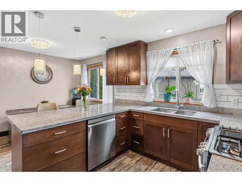 Upgraded kitchen - main suite at 1108 Menu Road, Lakeview Heights, West Kelowna