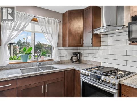 Upgraded kitchen - main suite at 1108 Menu Road, Lakeview Heights, West Kelowna