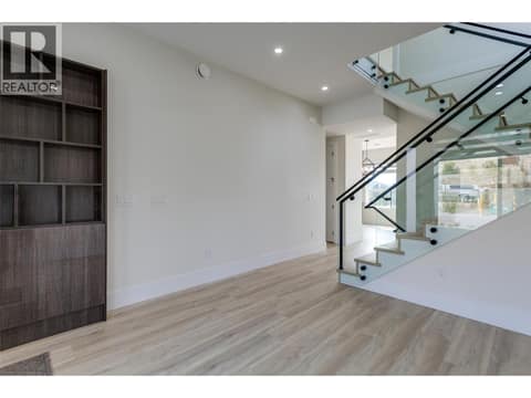 Photo 17 of 1136 Hume Avenue, Black Mountain, Kelowna